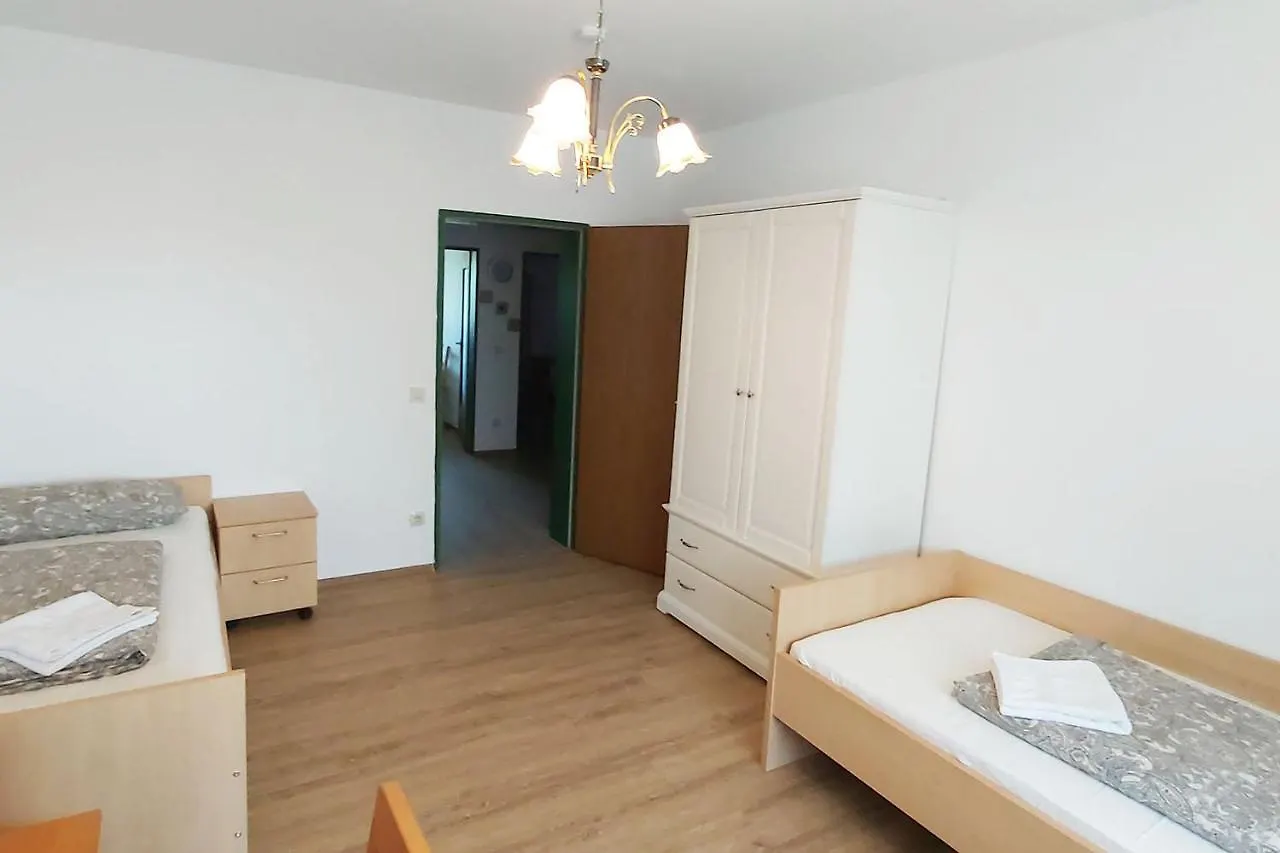 Penthouse Apartment In Langenloh Bei Nuernberg Petersaurach